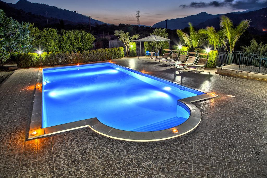 Casa Vacanze Alcantara Gaggi Εξωτερικό φωτογραφία