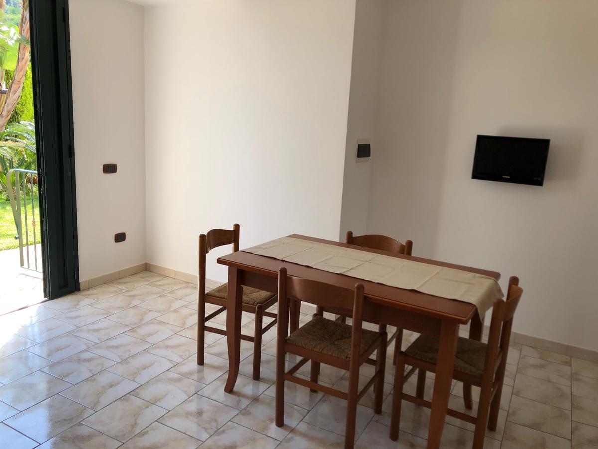 Casa Vacanze Alcantara Gaggi Εξωτερικό φωτογραφία